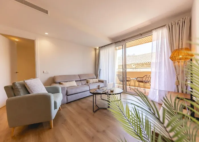 Bravissimo Domenica, 2 Bedrooms And Balcony